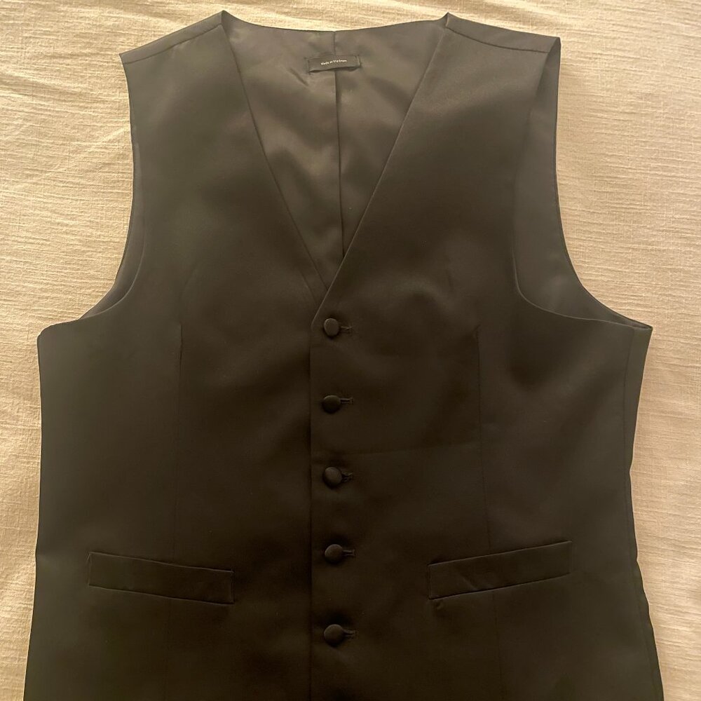 Men's Tuxedo Vest - Black - Gently Used